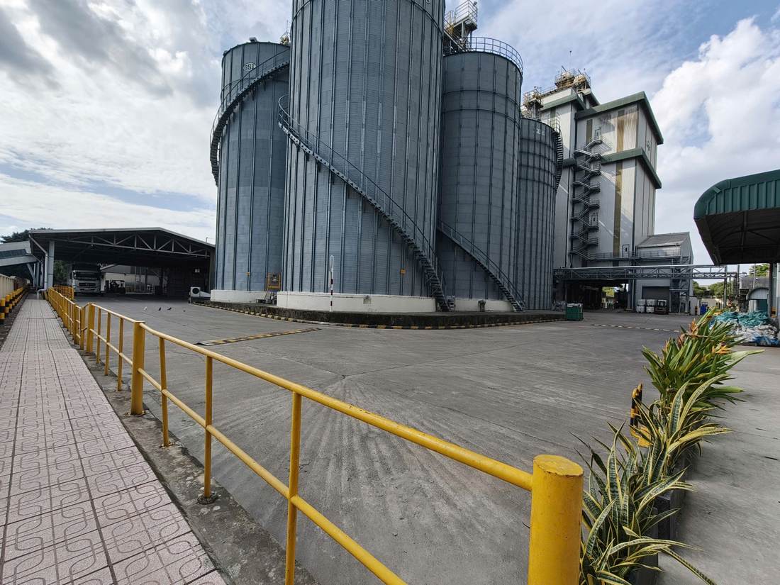 Silo chứa nguyên liệu tại nhà máy Cargill Việt Nam